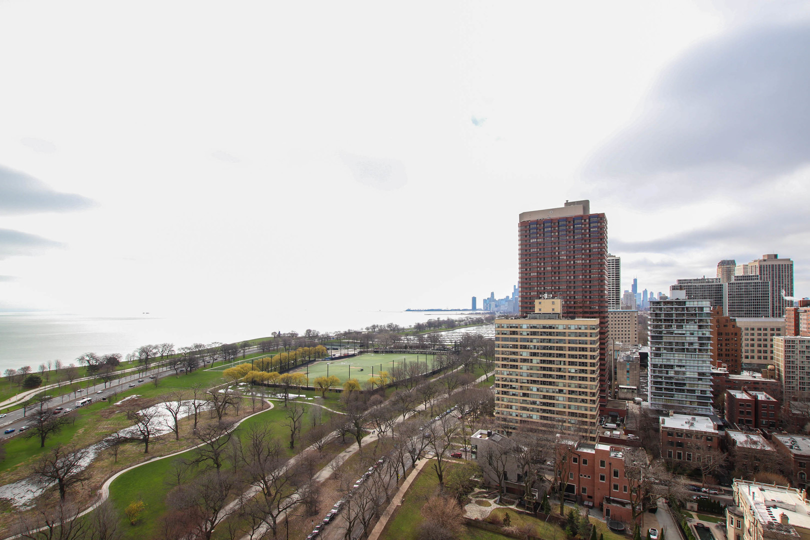 3100 N Lake Shore Drive Unit: 1404