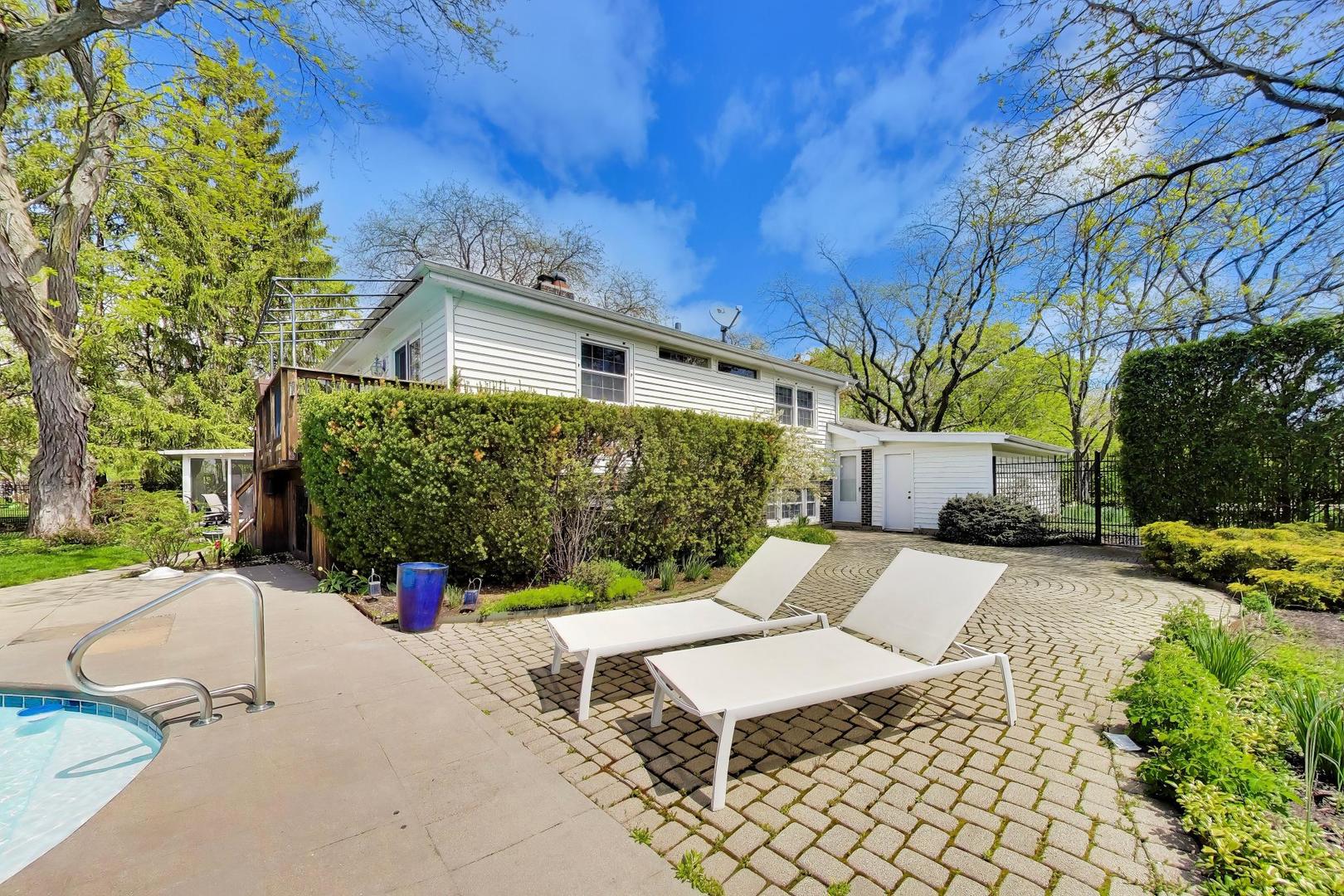 570 Wilmot Road