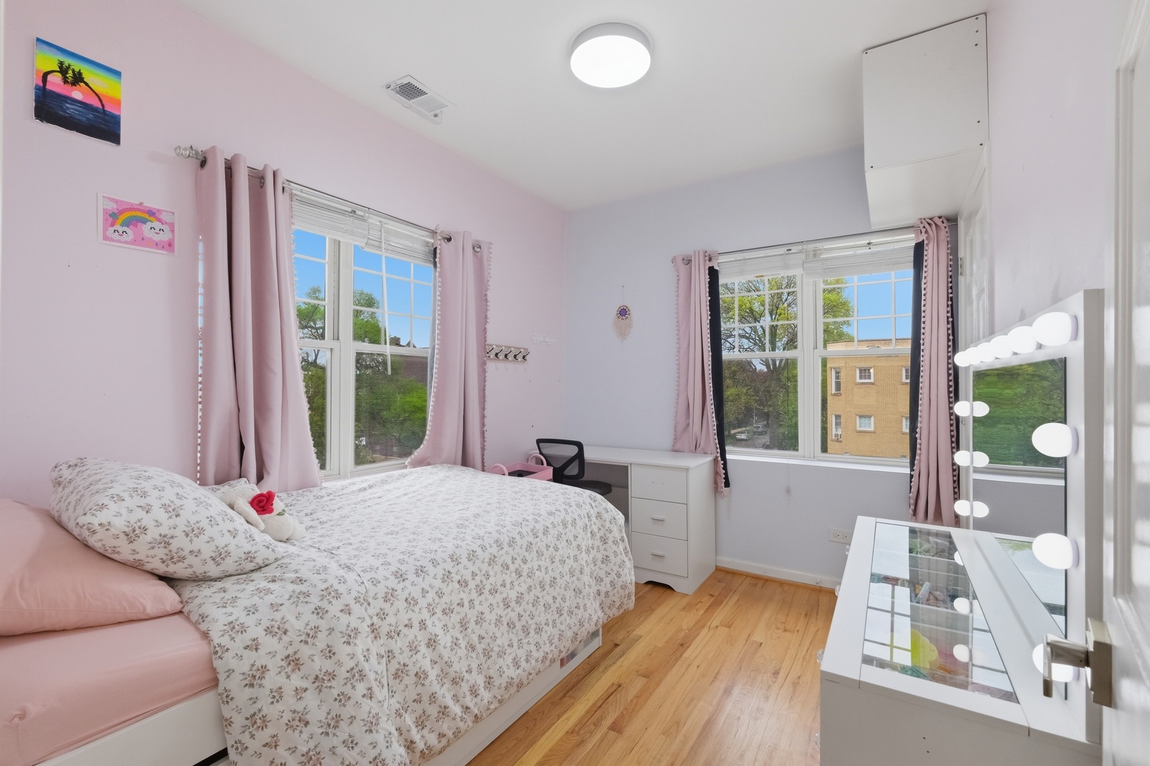 3806 N Troy Street Unit: 3