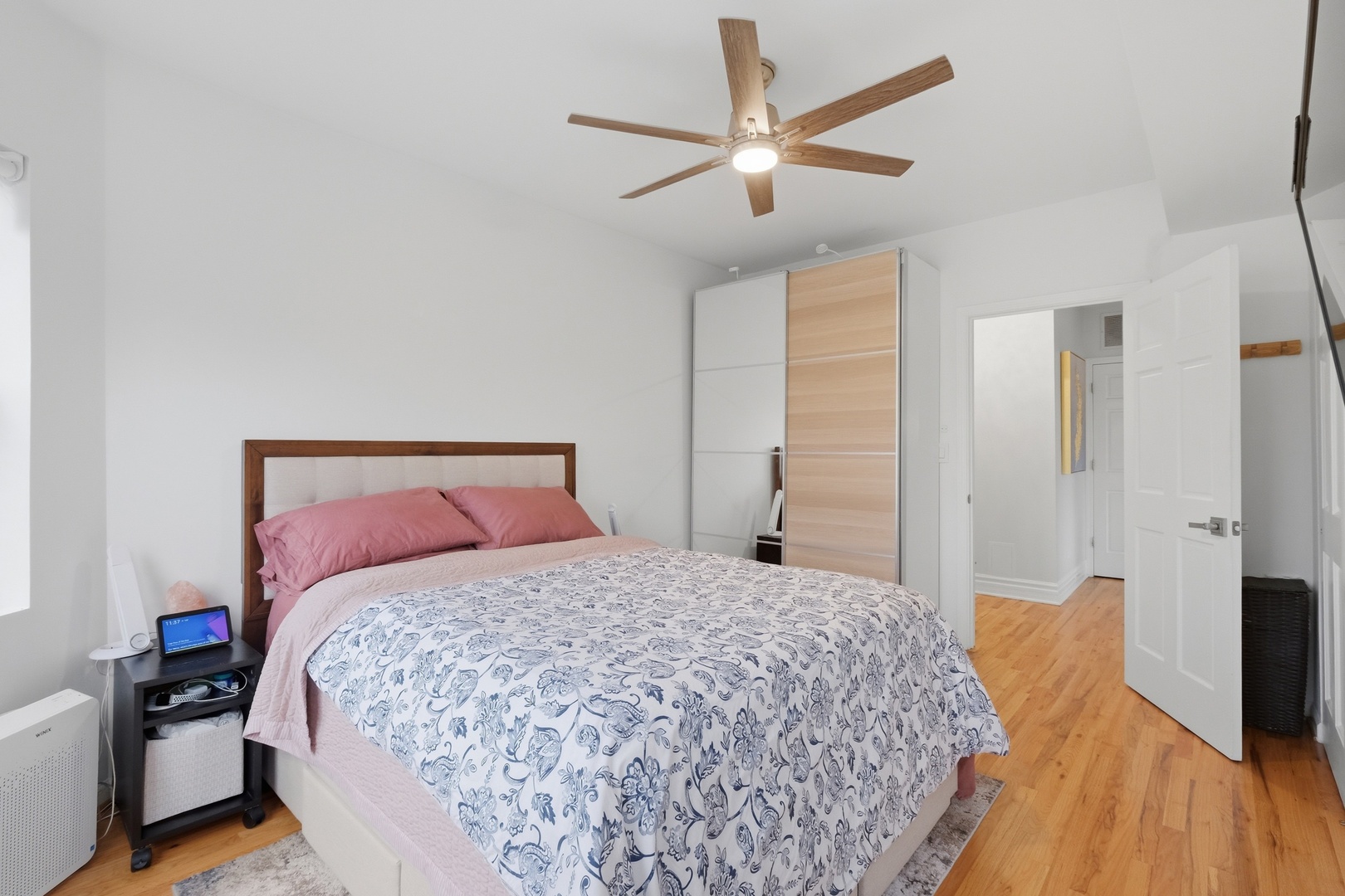 3806 N Troy Street Unit: 3
