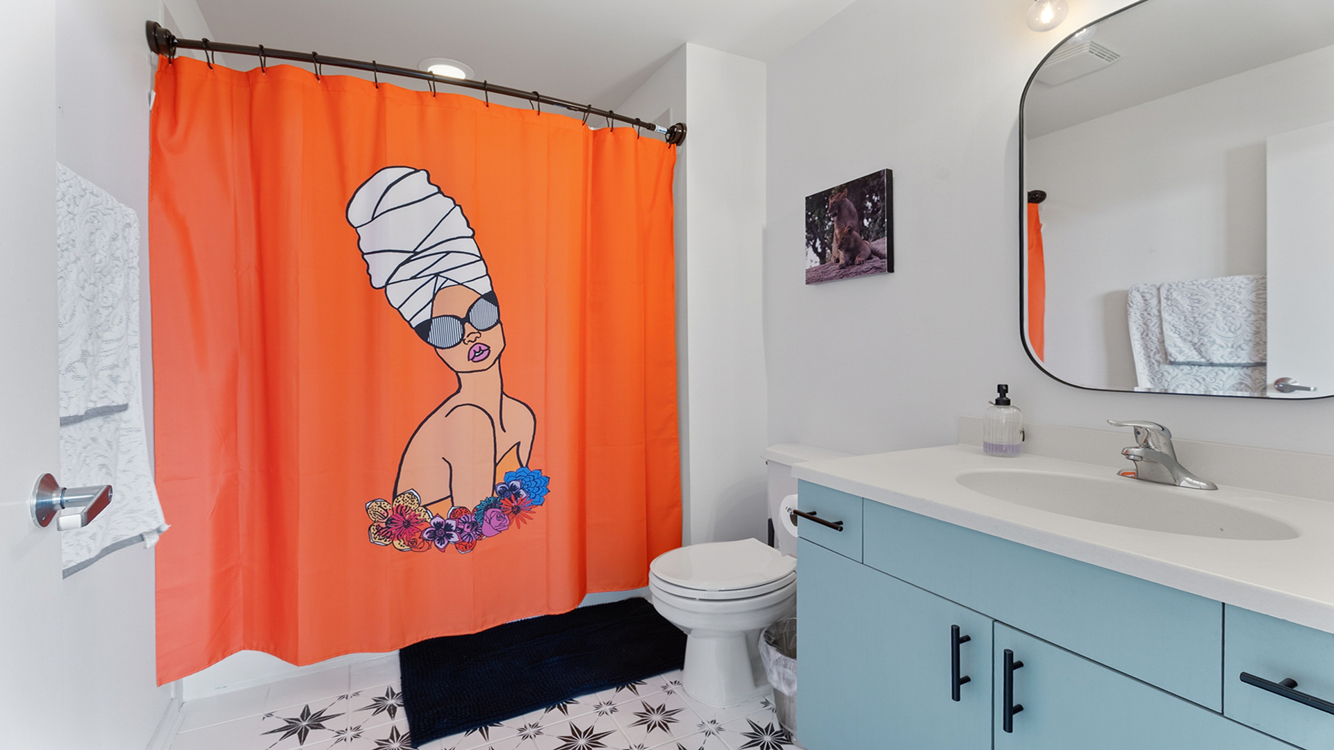 1040 W Adams Street Unit: 372