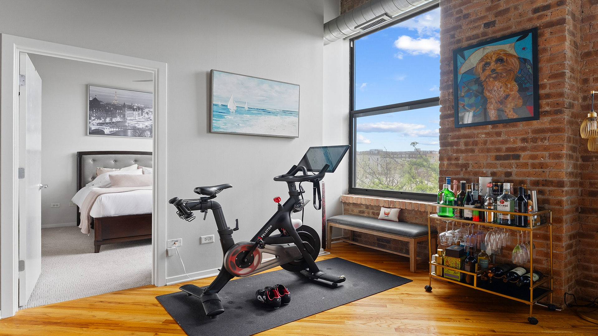 1040 W Adams Street Unit: 372