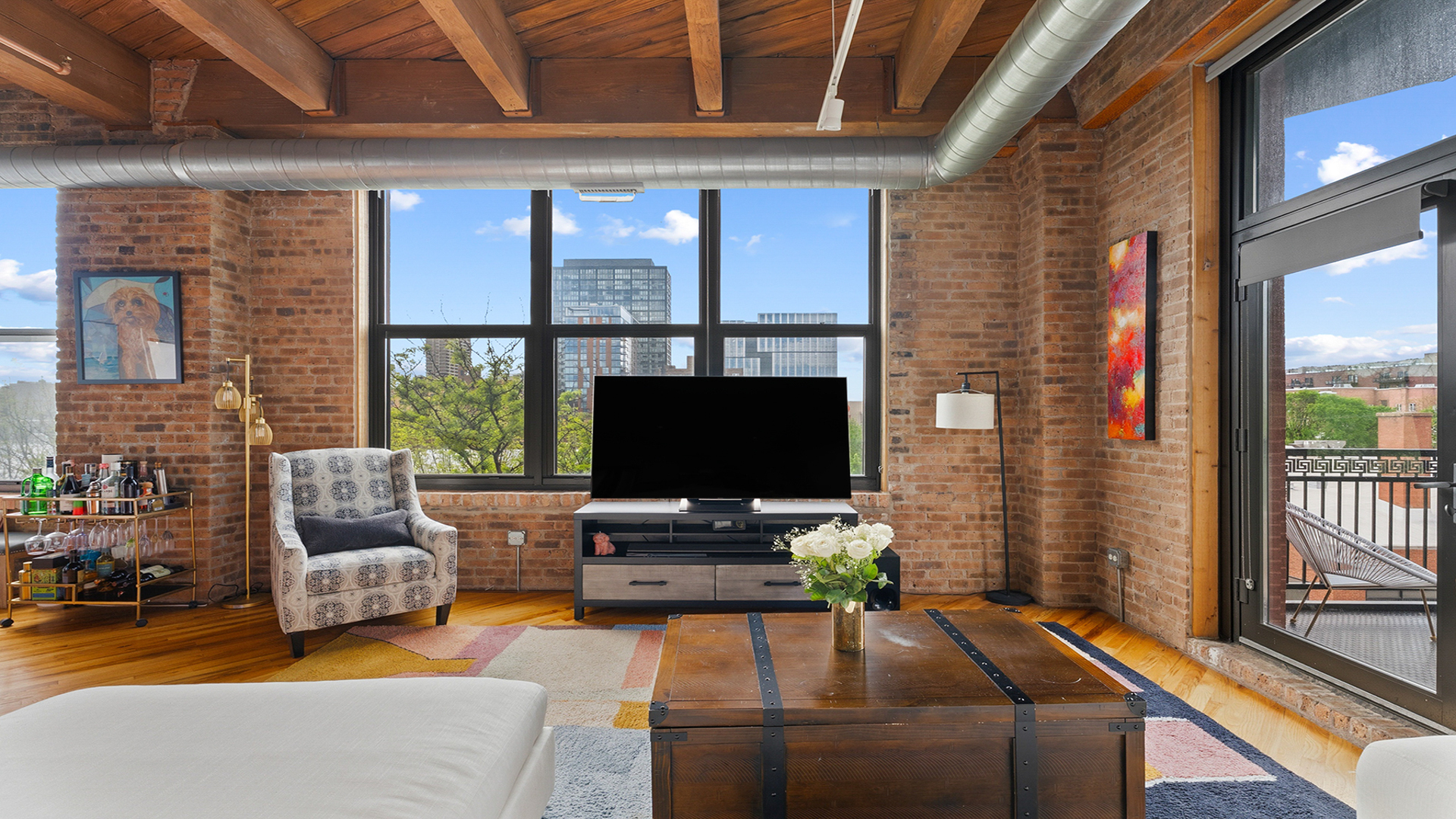 1040 W Adams Street Unit: 372