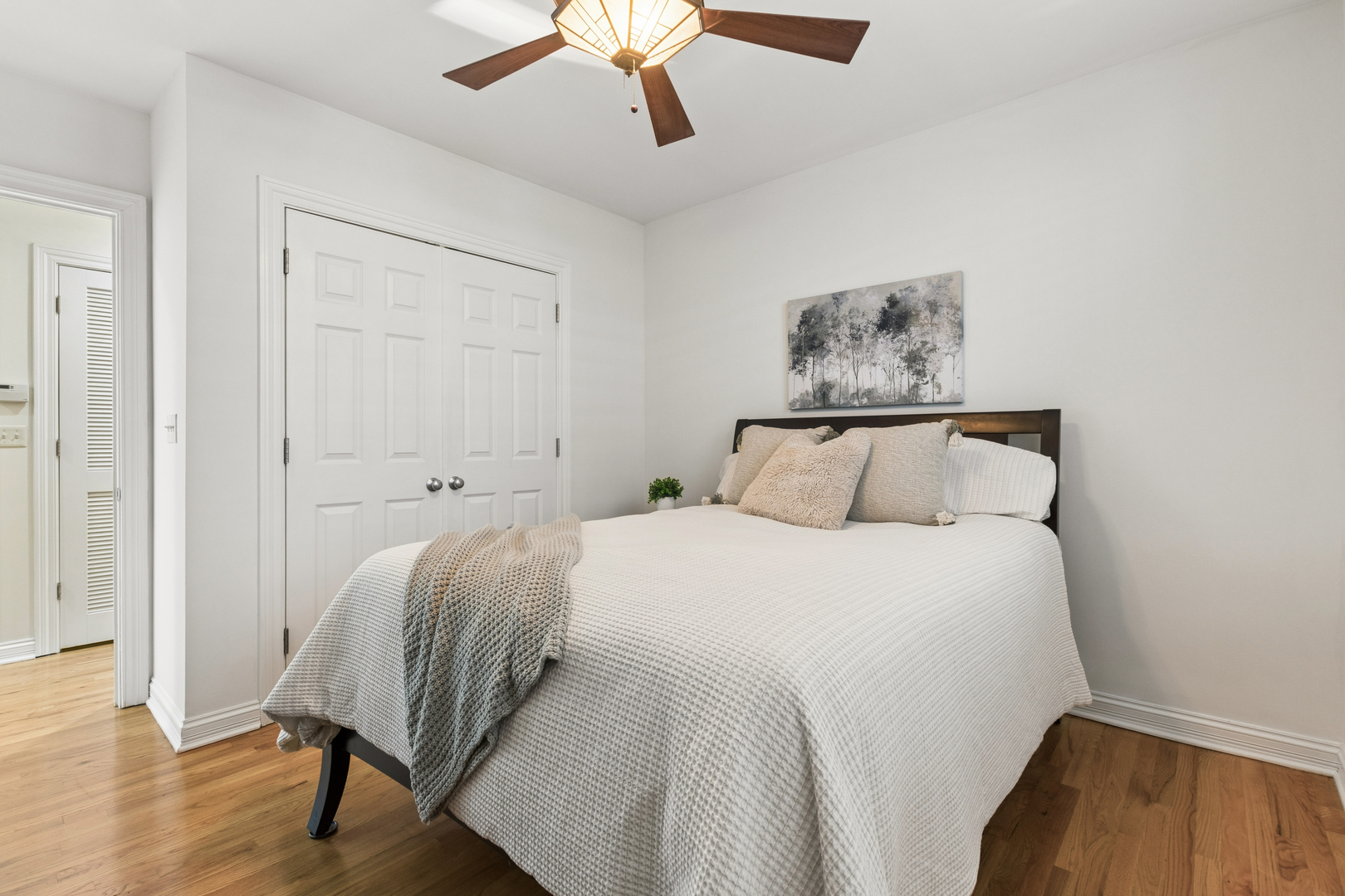 1152 W Roscoe Street Unit: 1W