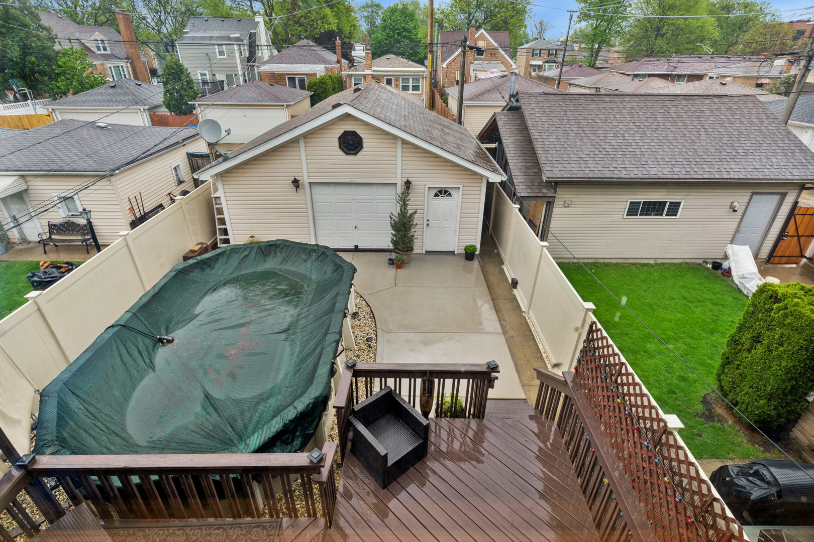 3217 N Paris Avenue