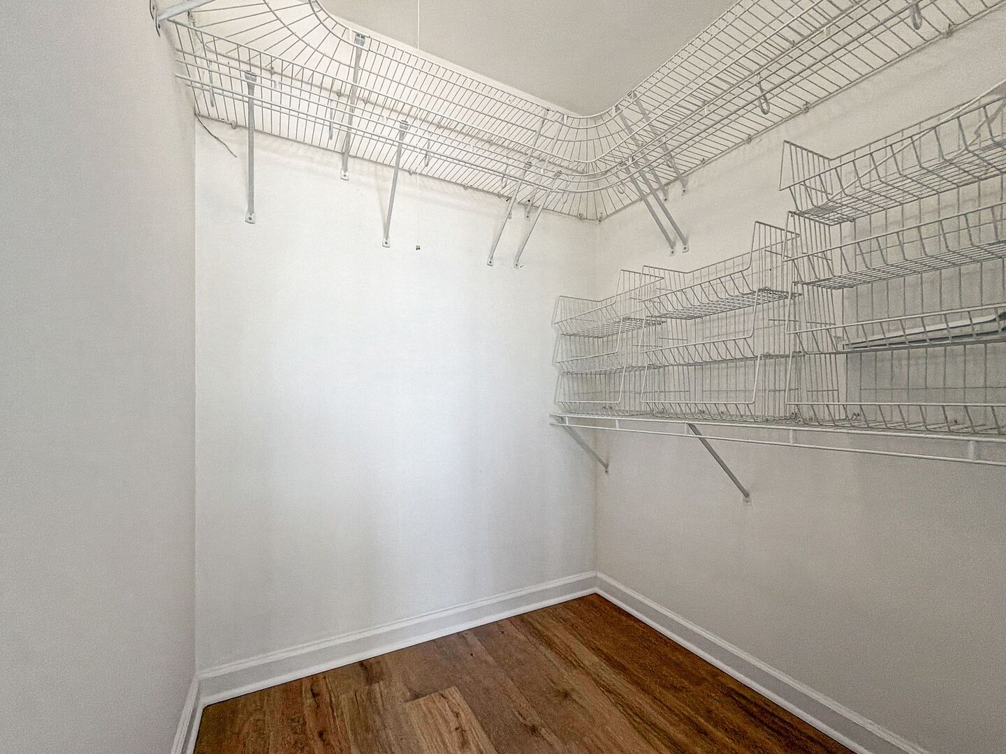1636 N WELLS Street Unit: 607