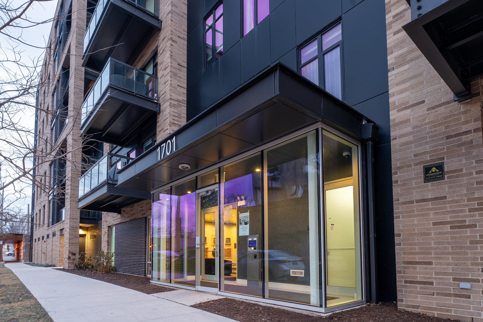 1701 W Webster Avenue Unit: 605