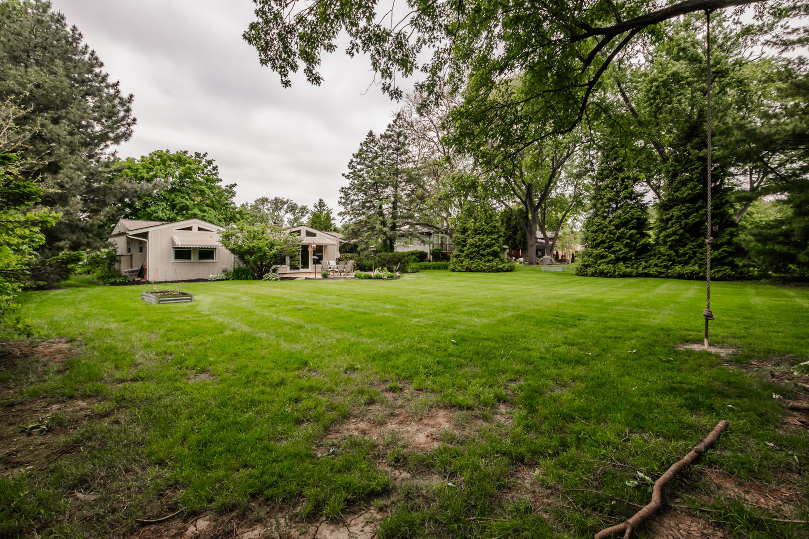 9S771 Brookbank Road