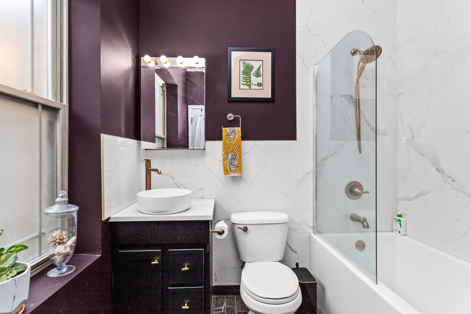 4944 N SPAULDING Avenue Unit: 3N