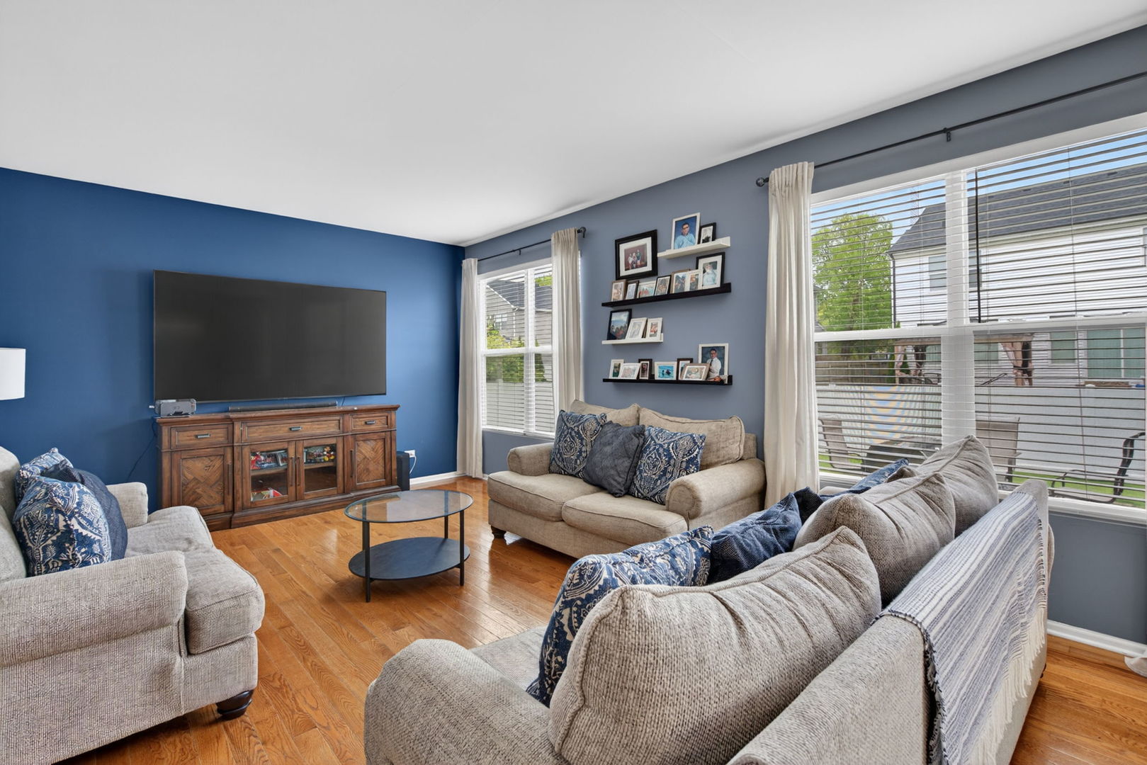 1501 Roth Drive