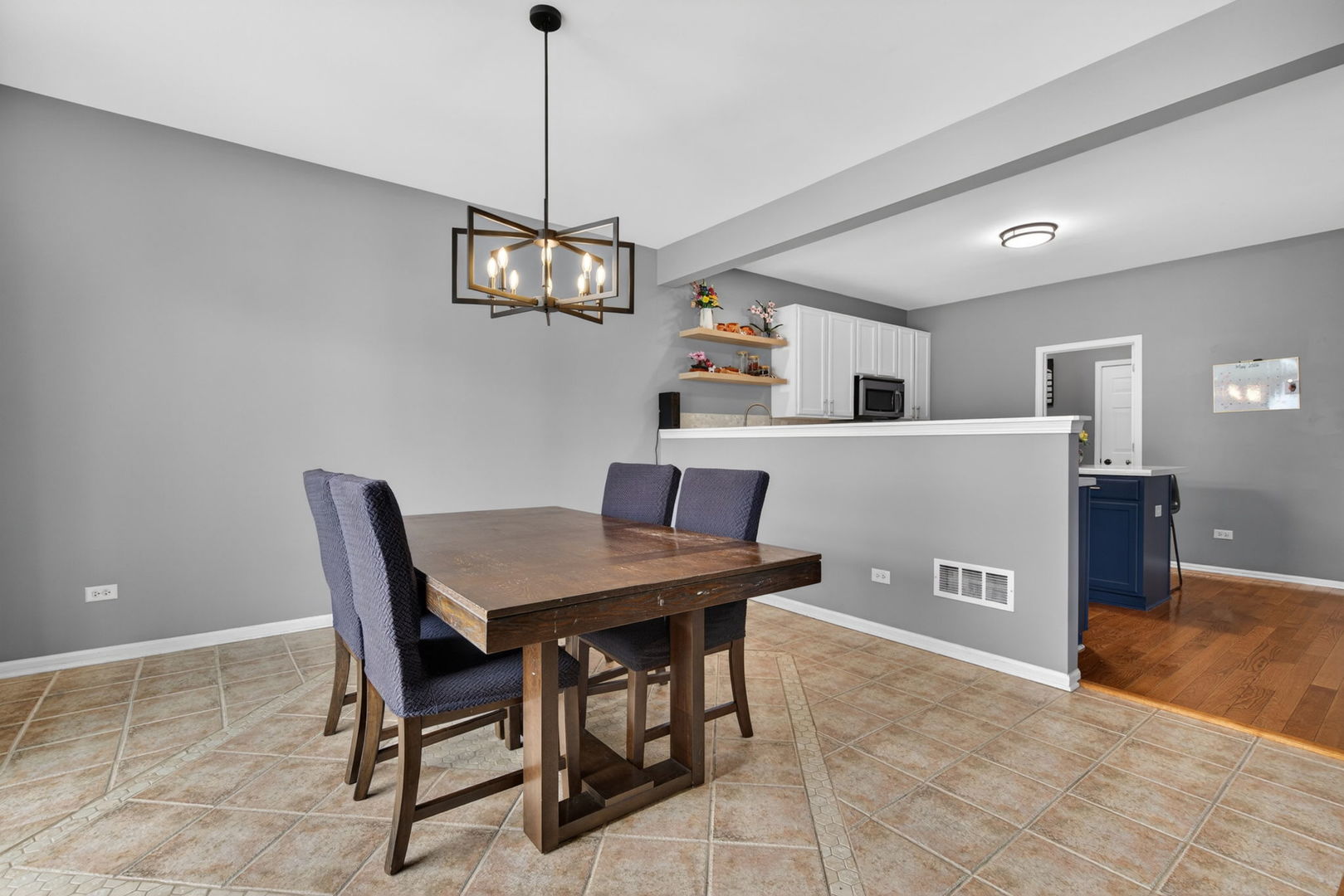 1501 Roth Drive