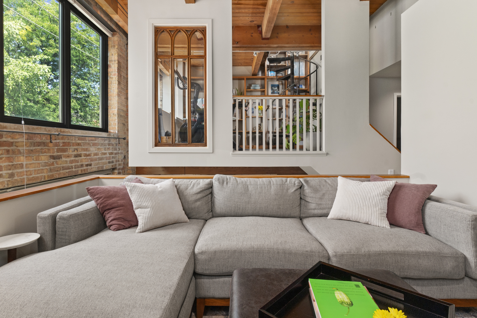 2226 N Racine Avenue Unit: 7