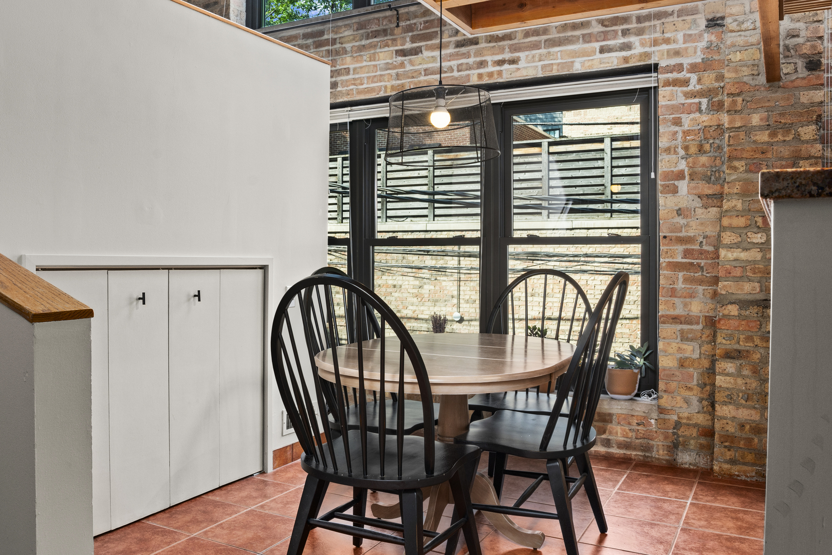 2226 N Racine Avenue Unit: 7