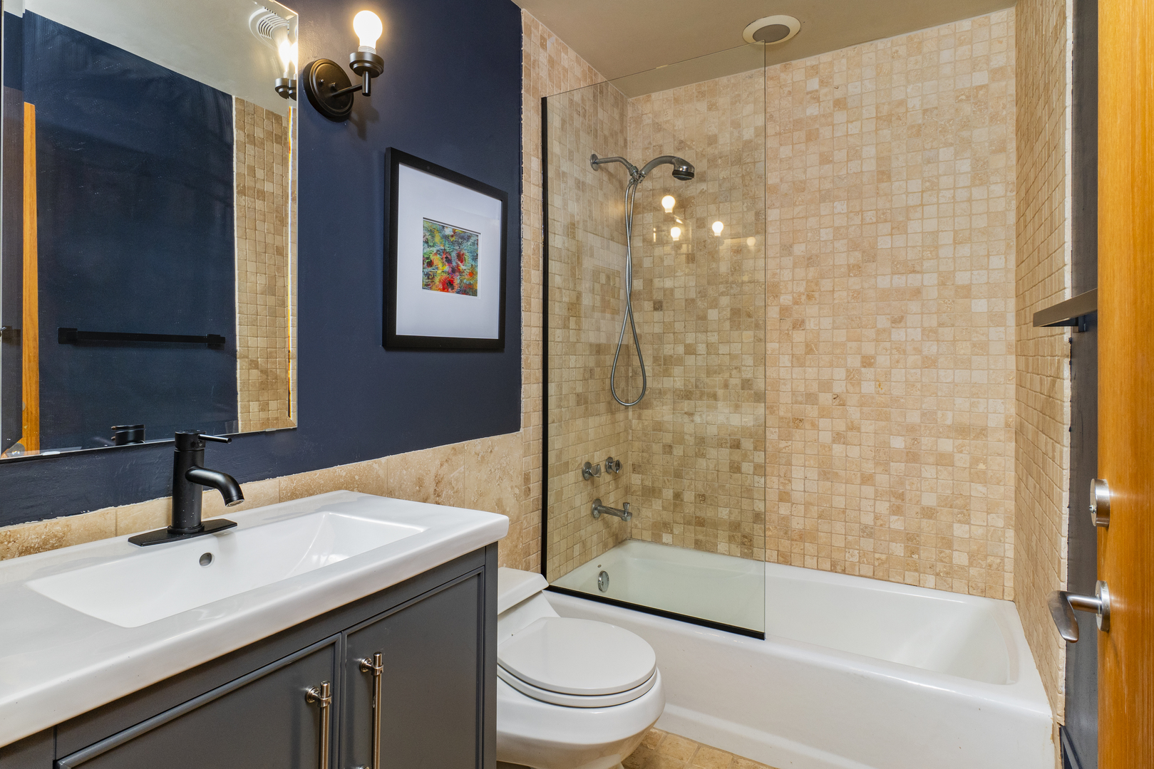 2226 N Racine Avenue Unit: 7