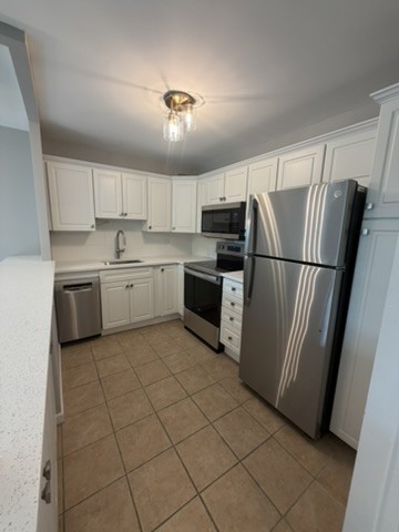 1255 N Sandburg Terrace Unit: 309E