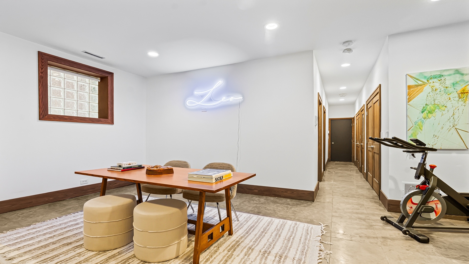 820 W Buckingham Place Unit: 1