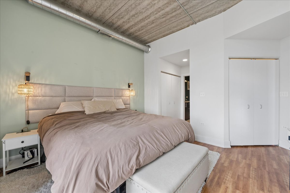 3201 W Leland Avenue Unit: 402