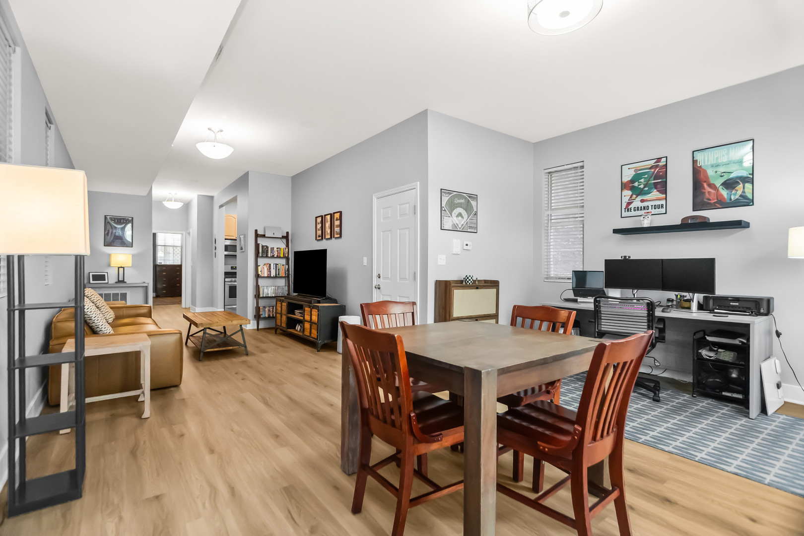 1217 N HONORE Street Unit: G