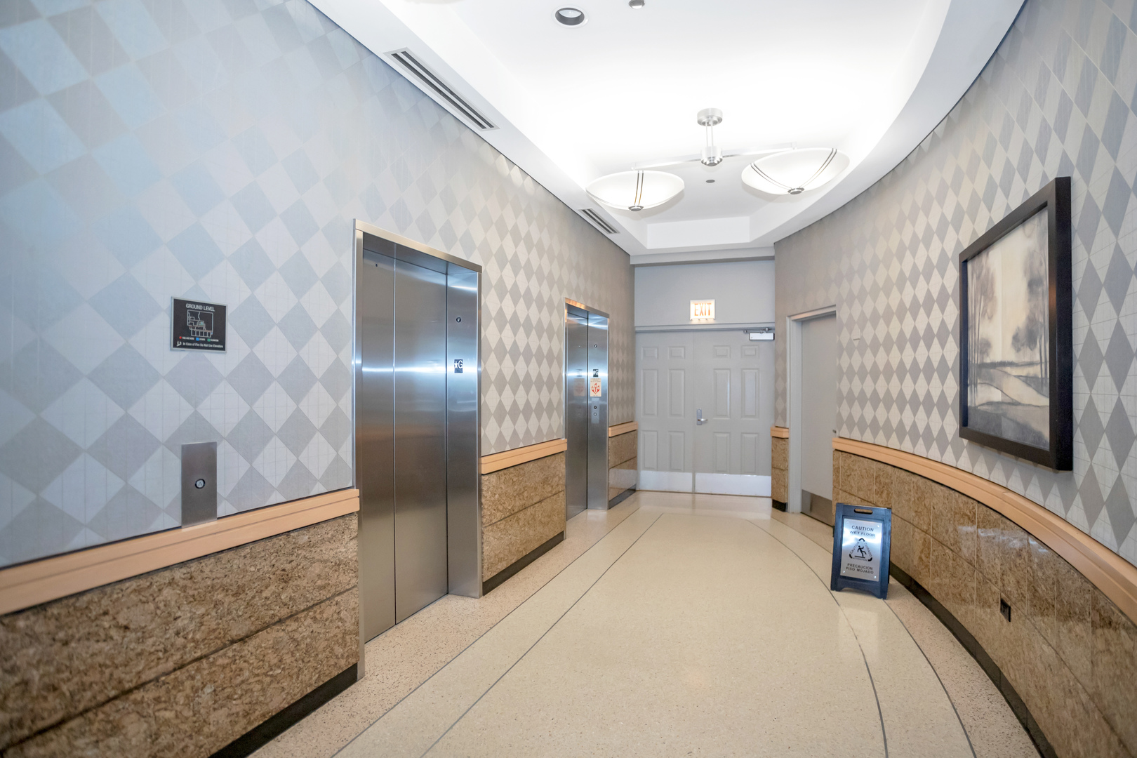 1600 S Prairie Avenue Unit: 2102