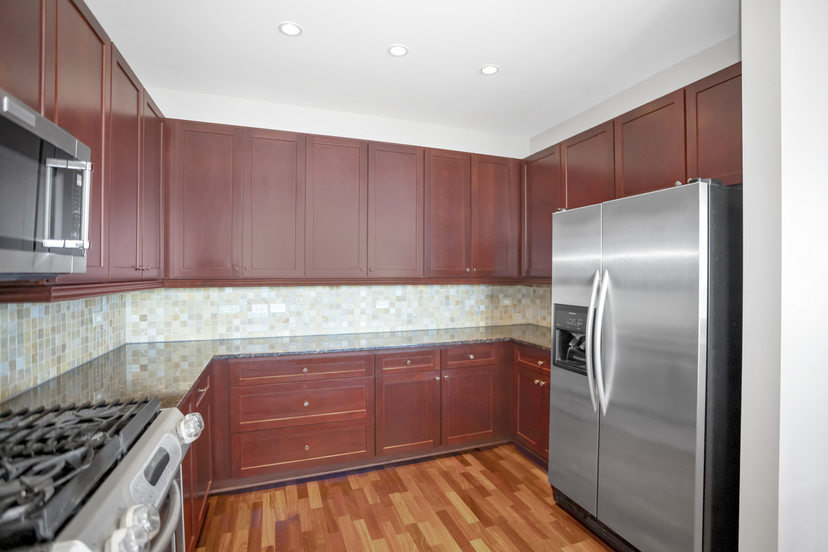 1600 S Prairie Avenue Unit: 2102