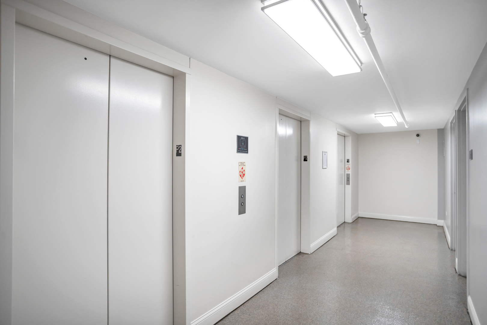 1600 S Prairie Avenue Unit: 2102