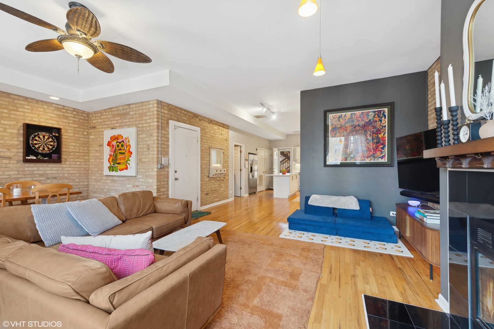 2644 N Washtenaw Avenue Unit: 2D