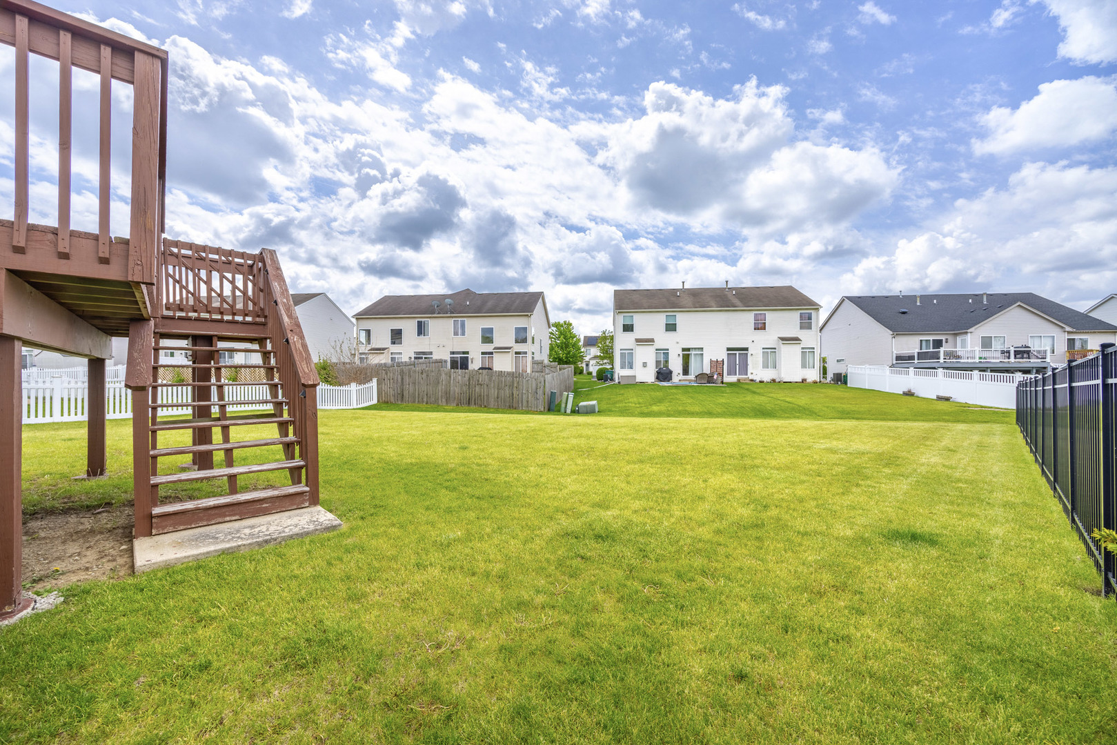 1603 Grove Court