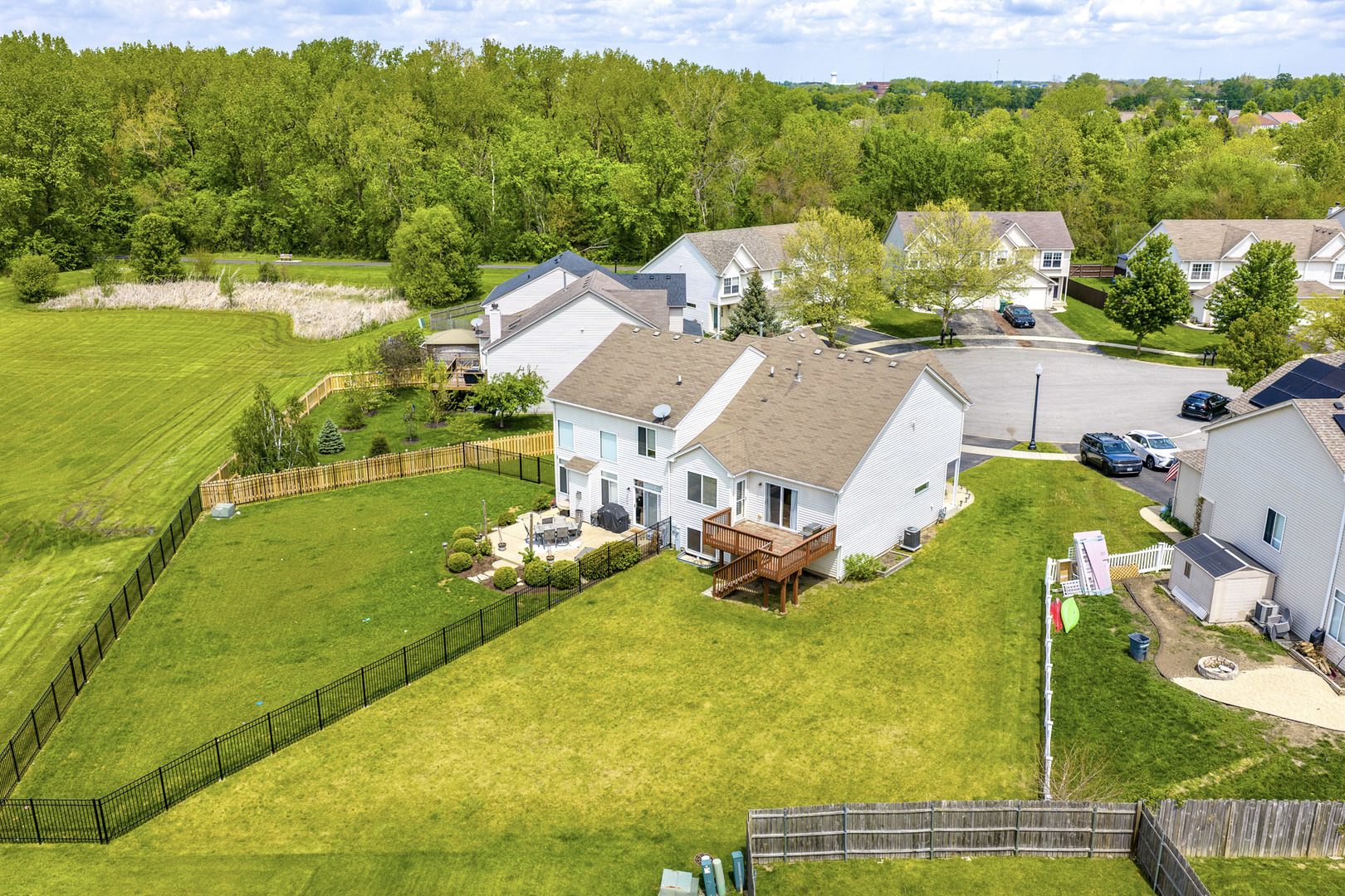 1603 Grove Court
