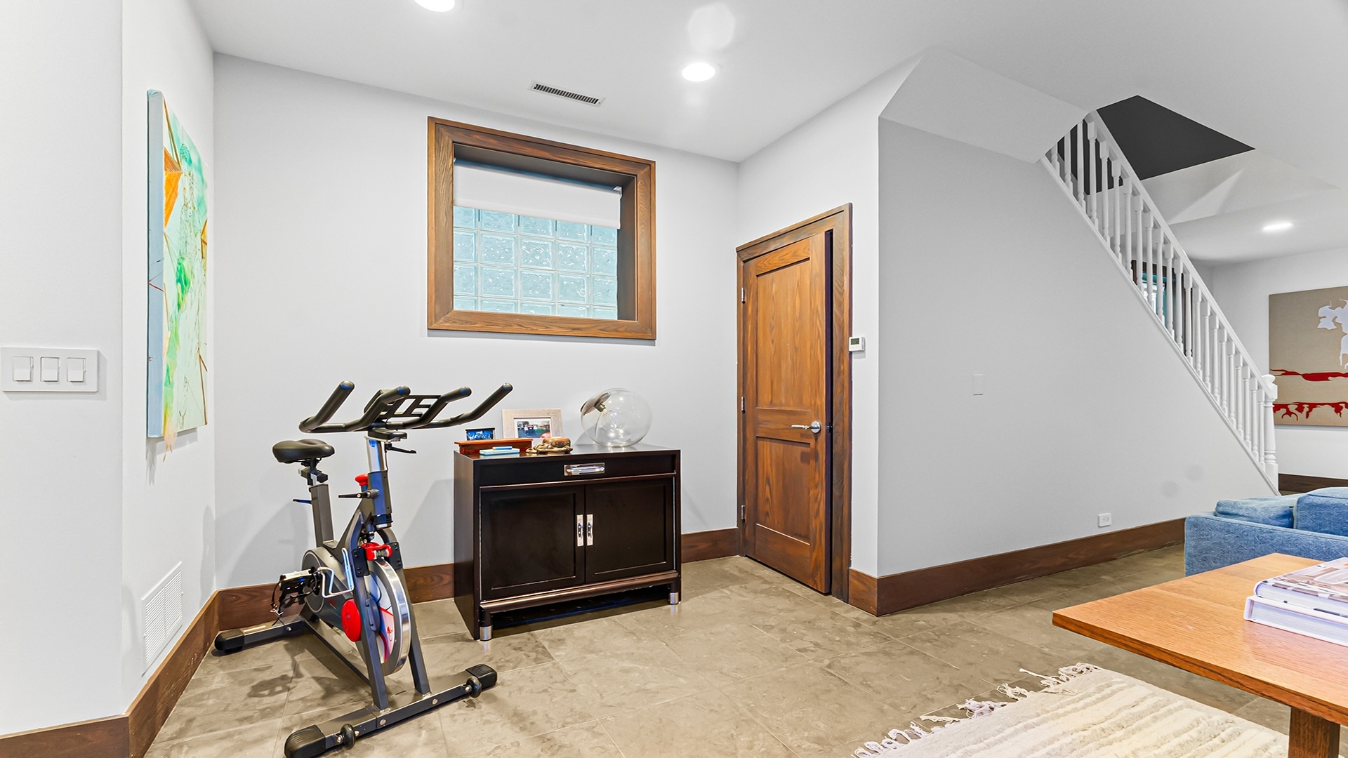 820 W Buckingham Place Unit: 1