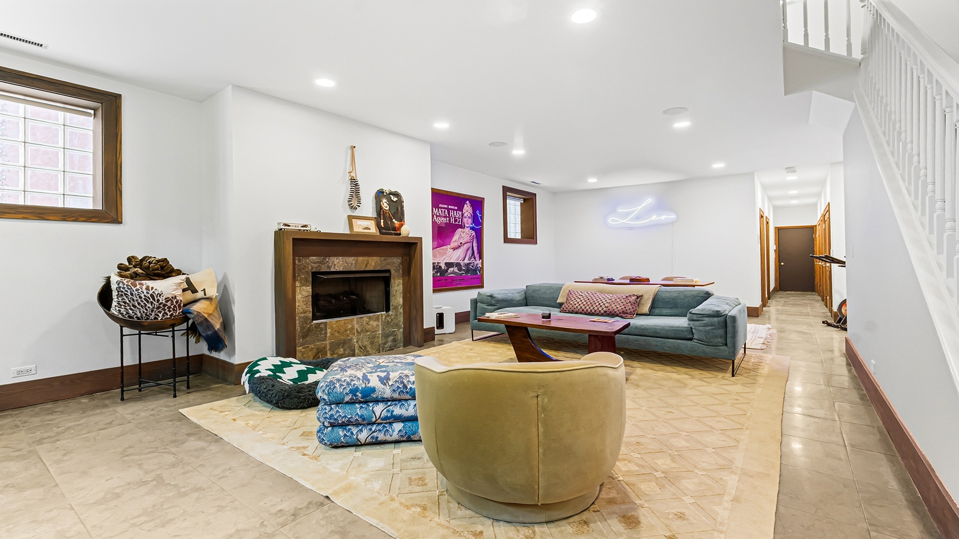 820 W Buckingham Place Unit: 1