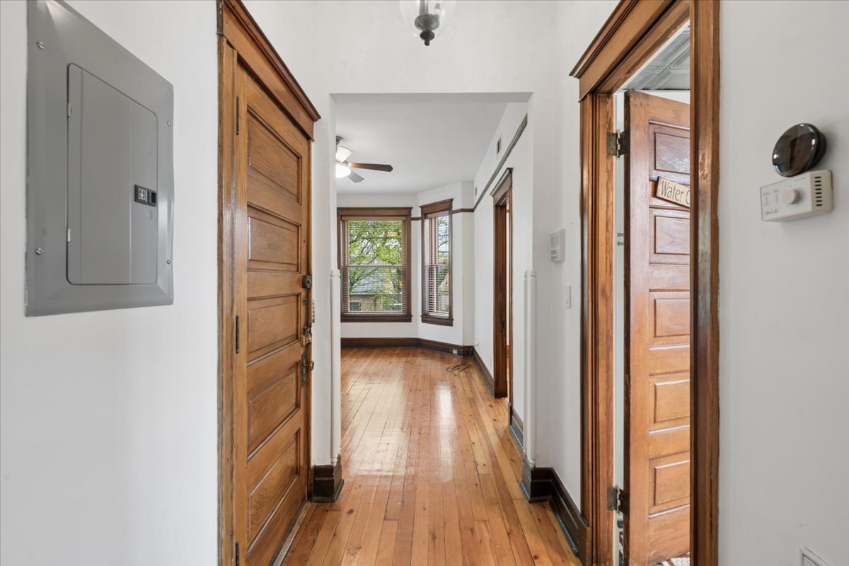 1961 N Fremont Street Unit: 3F