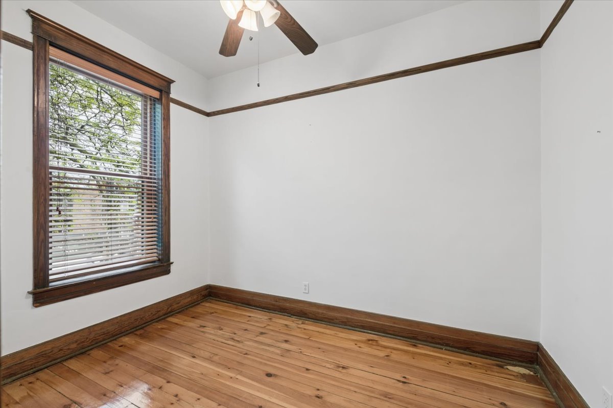 1961 N Fremont Street Unit: 3F