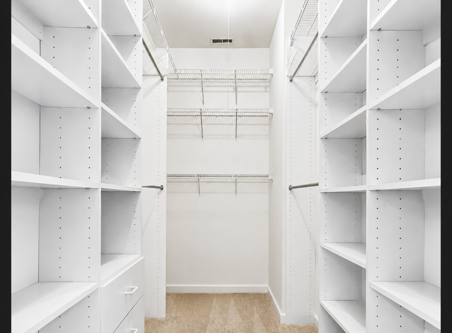 560 W FULTON Street Unit: 602