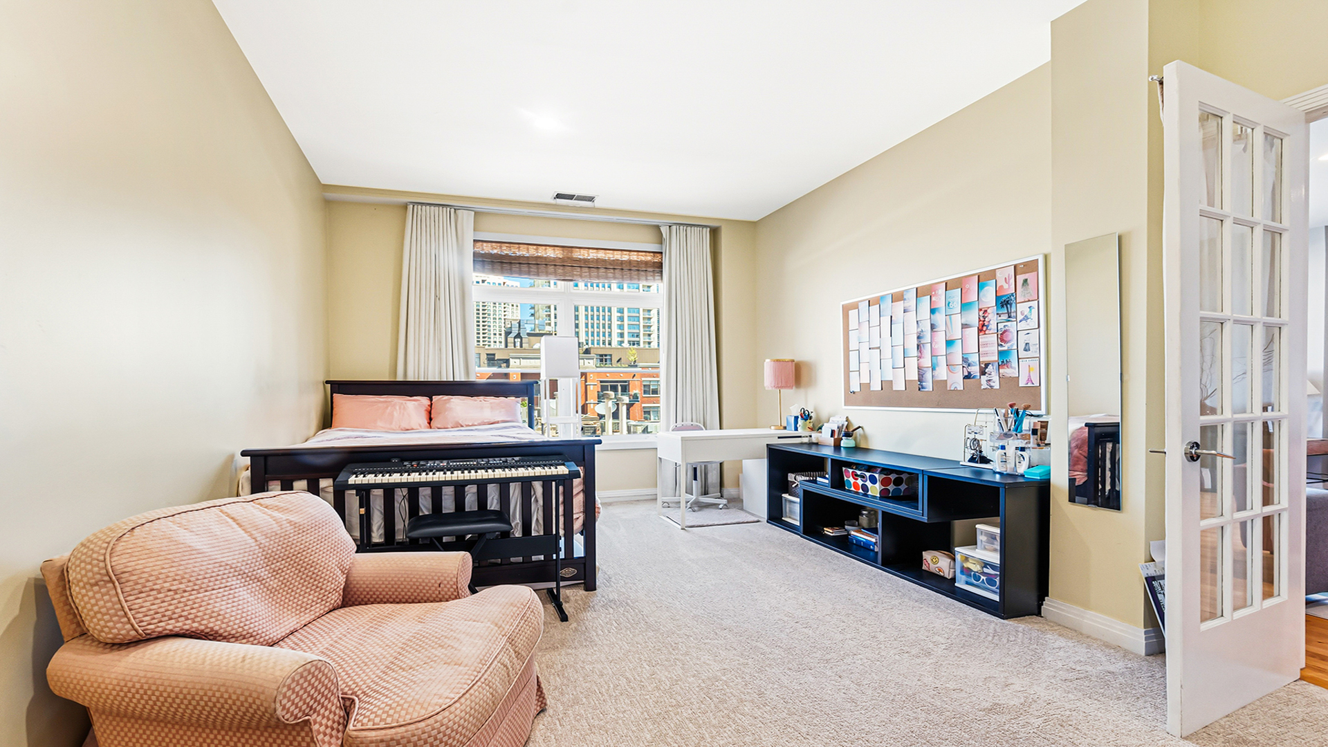 560 W FULTON Street Unit: 602