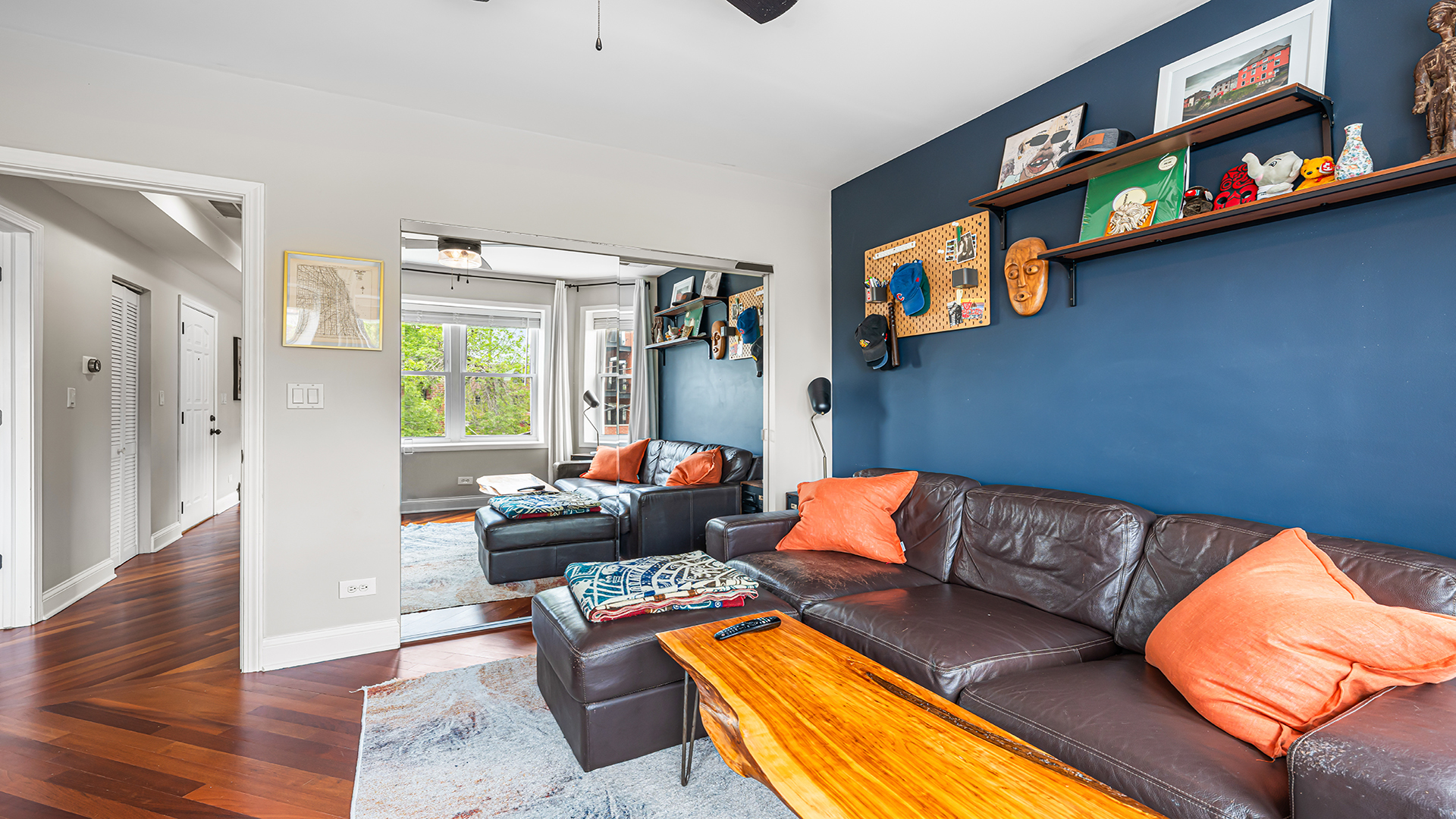 3215 N Francisco Avenue Unit: 2S