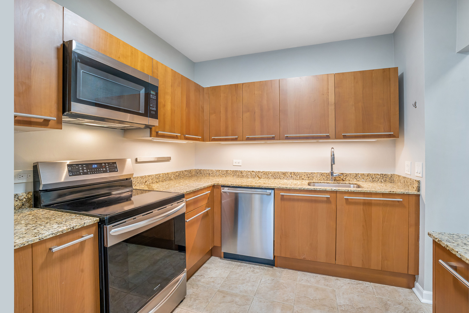 680 S Federal Street Unit: 601