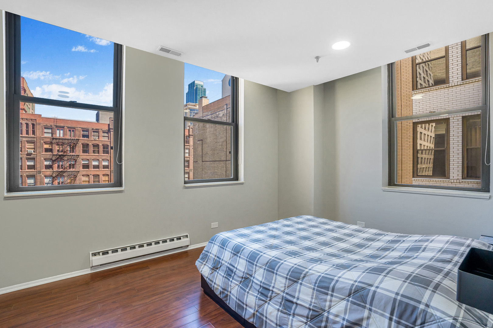 680 S Federal Street Unit: 601