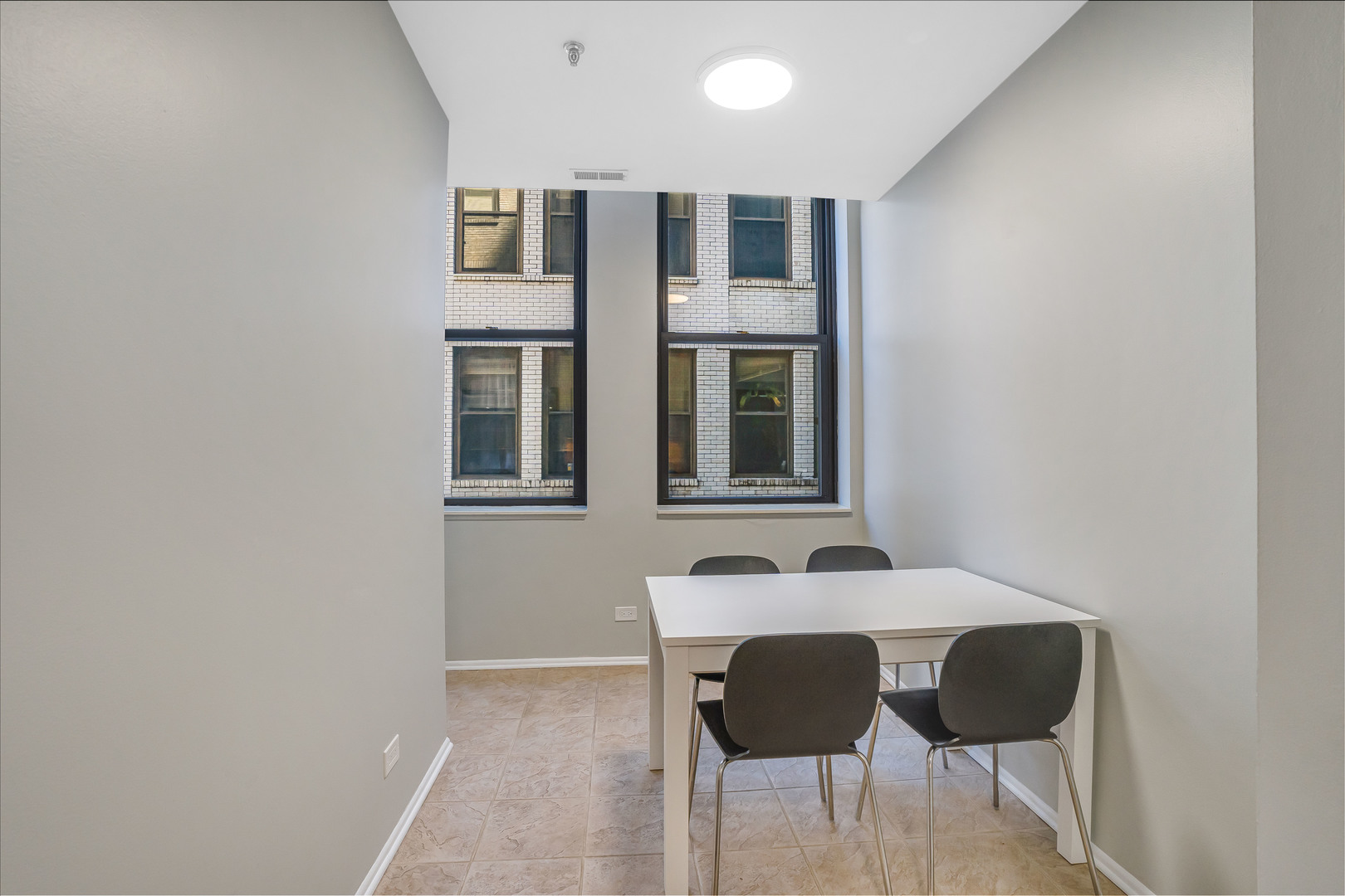 680 S Federal Street Unit: 601
