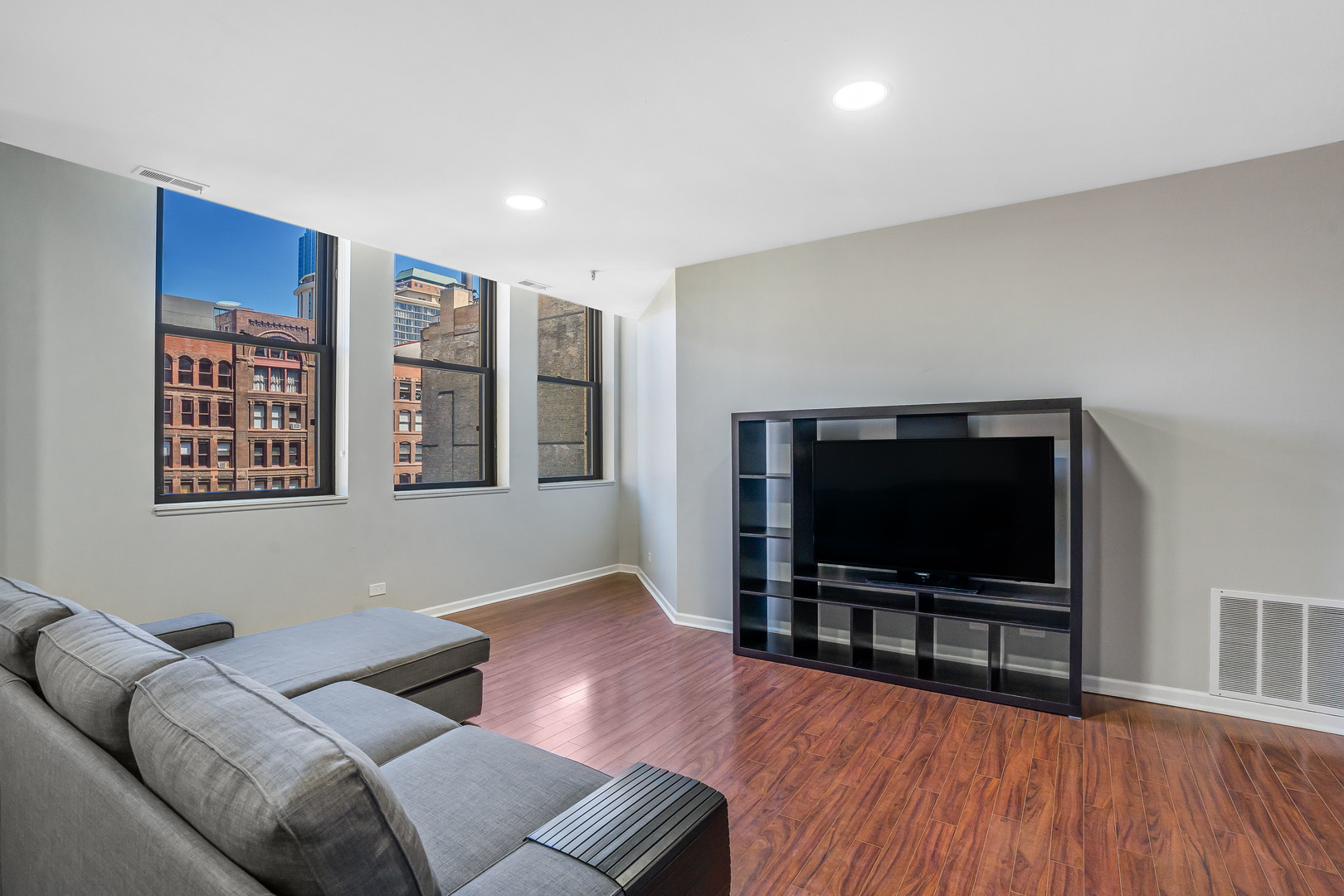 680 S Federal Street Unit: 601
