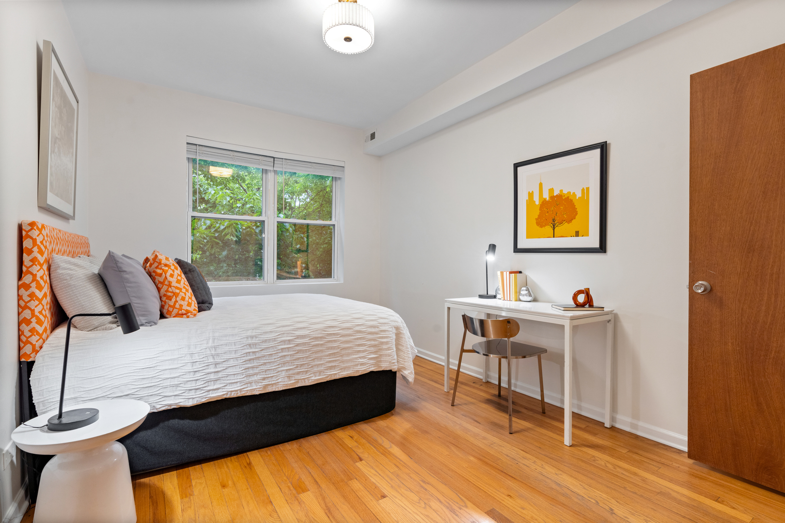 2846 N CHRISTIANA Avenue Unit: 2
