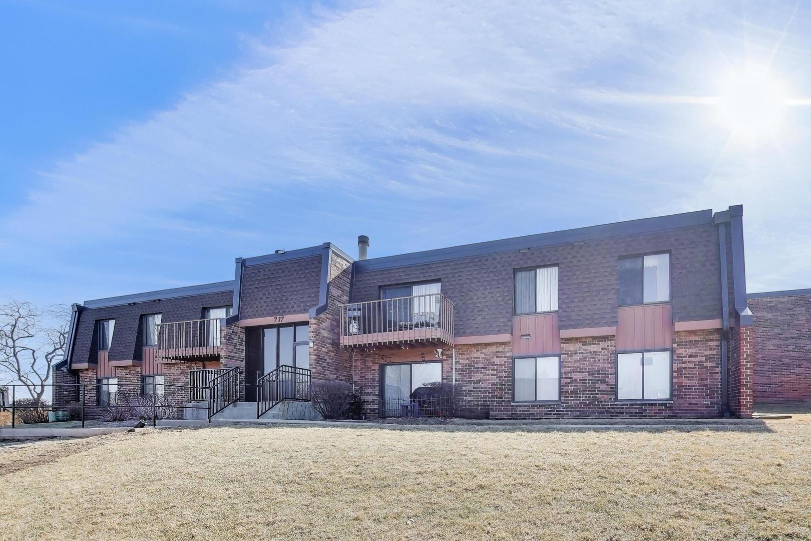 717 Killarney Court Unit: 2D