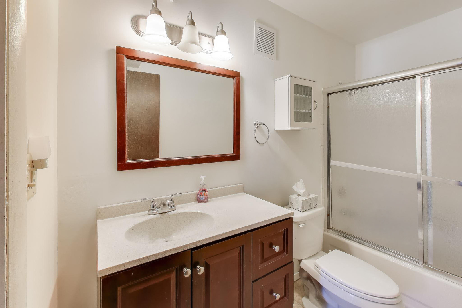 717 Killarney Court Unit: 2D