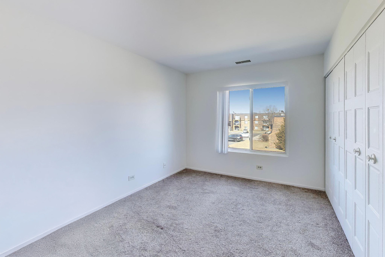 717 Killarney Court Unit: 2D