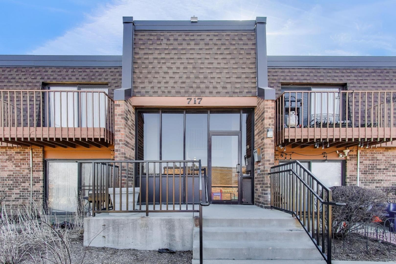 717 Killarney Court Unit: 2D