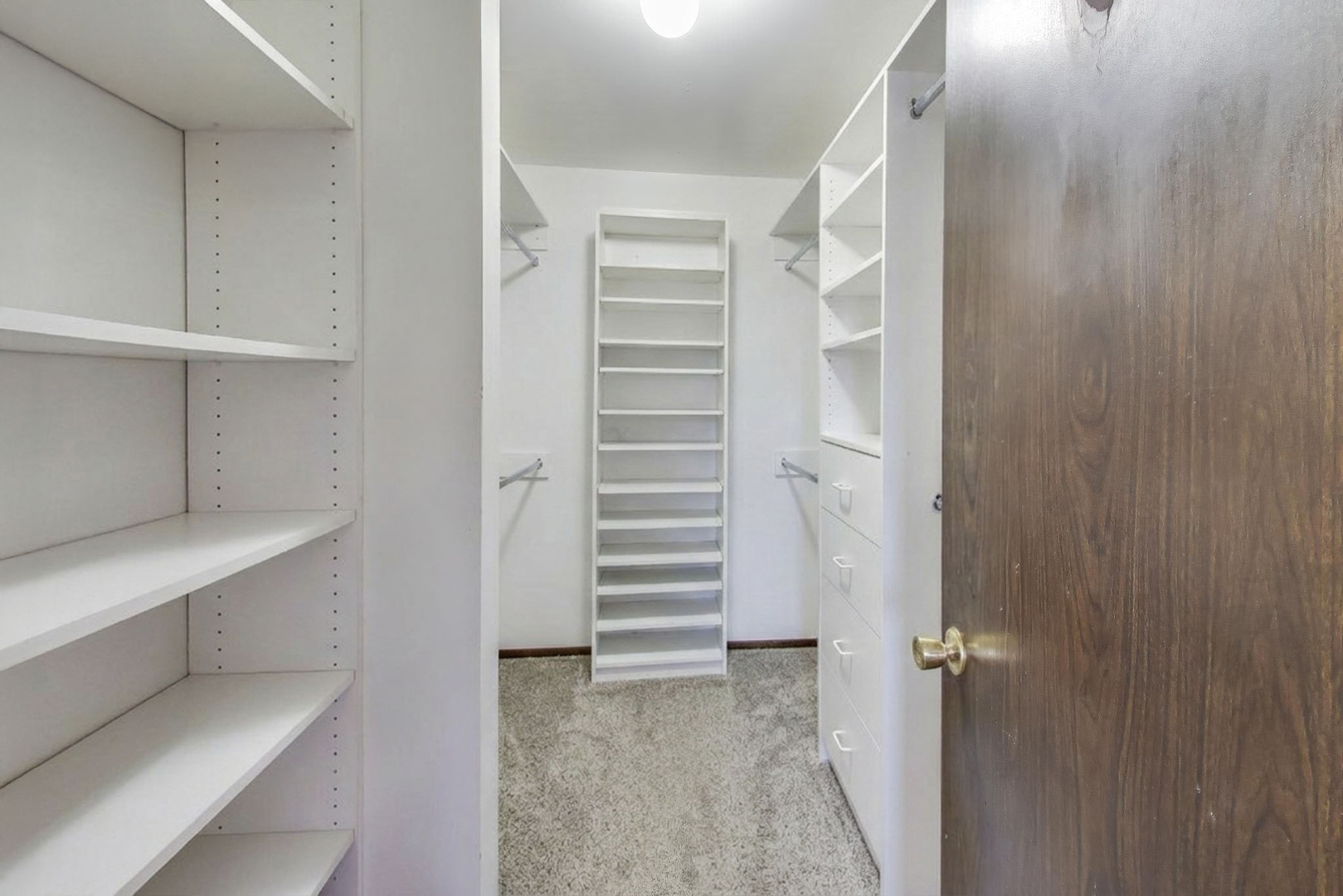 717 Killarney Court Unit: 2D
