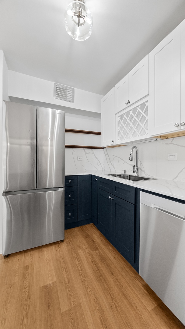 40 E Cedar Street Unit: 18A