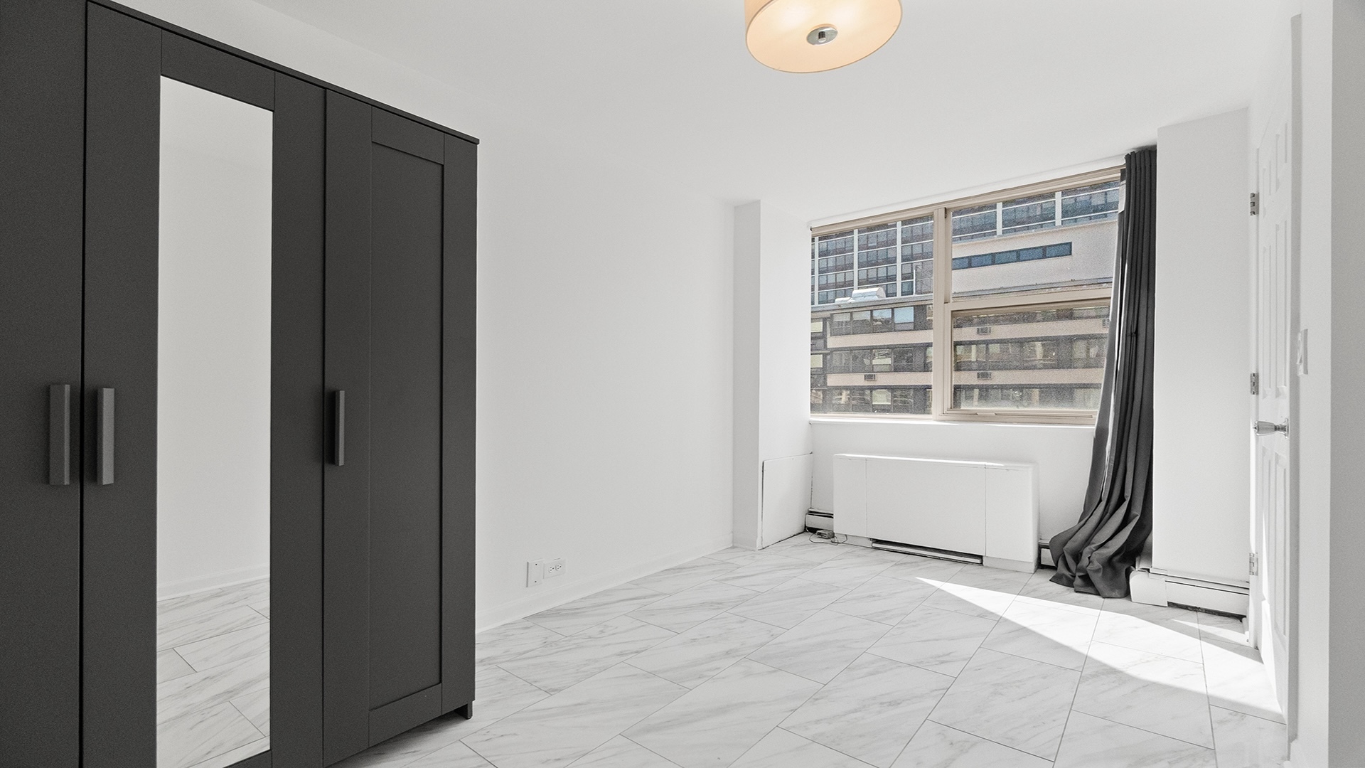 40 E Cedar Street Unit: 18A