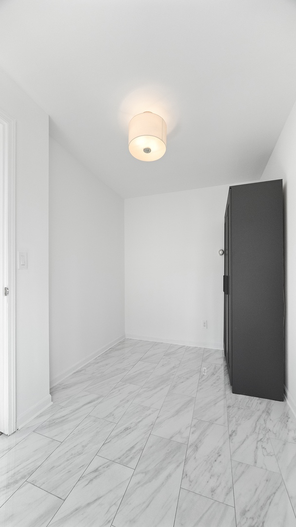40 E Cedar Street Unit: 18A