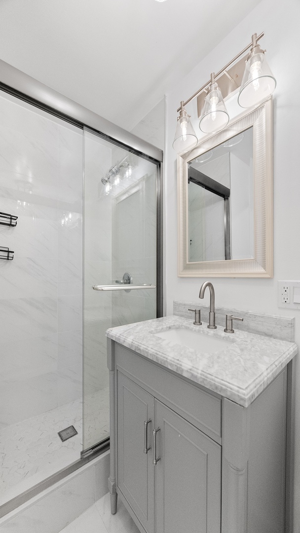 40 E Cedar Street Unit: 18A
