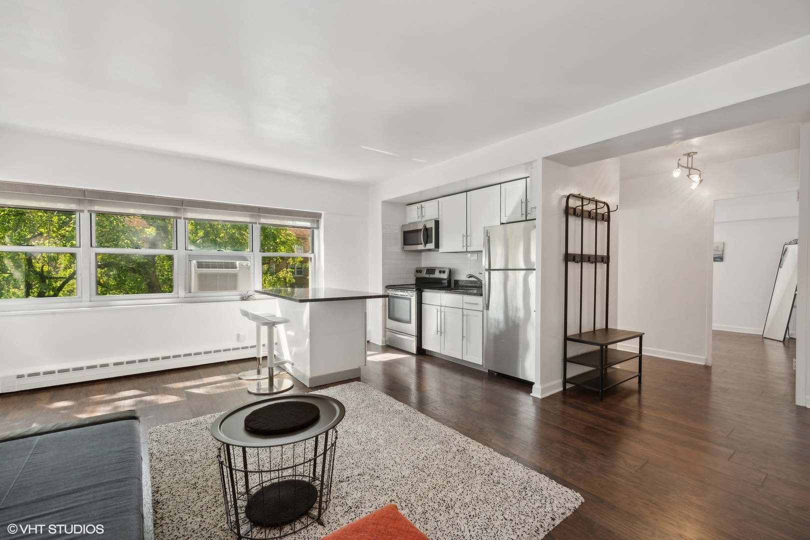 4950 N Marine Drive Unit: 405